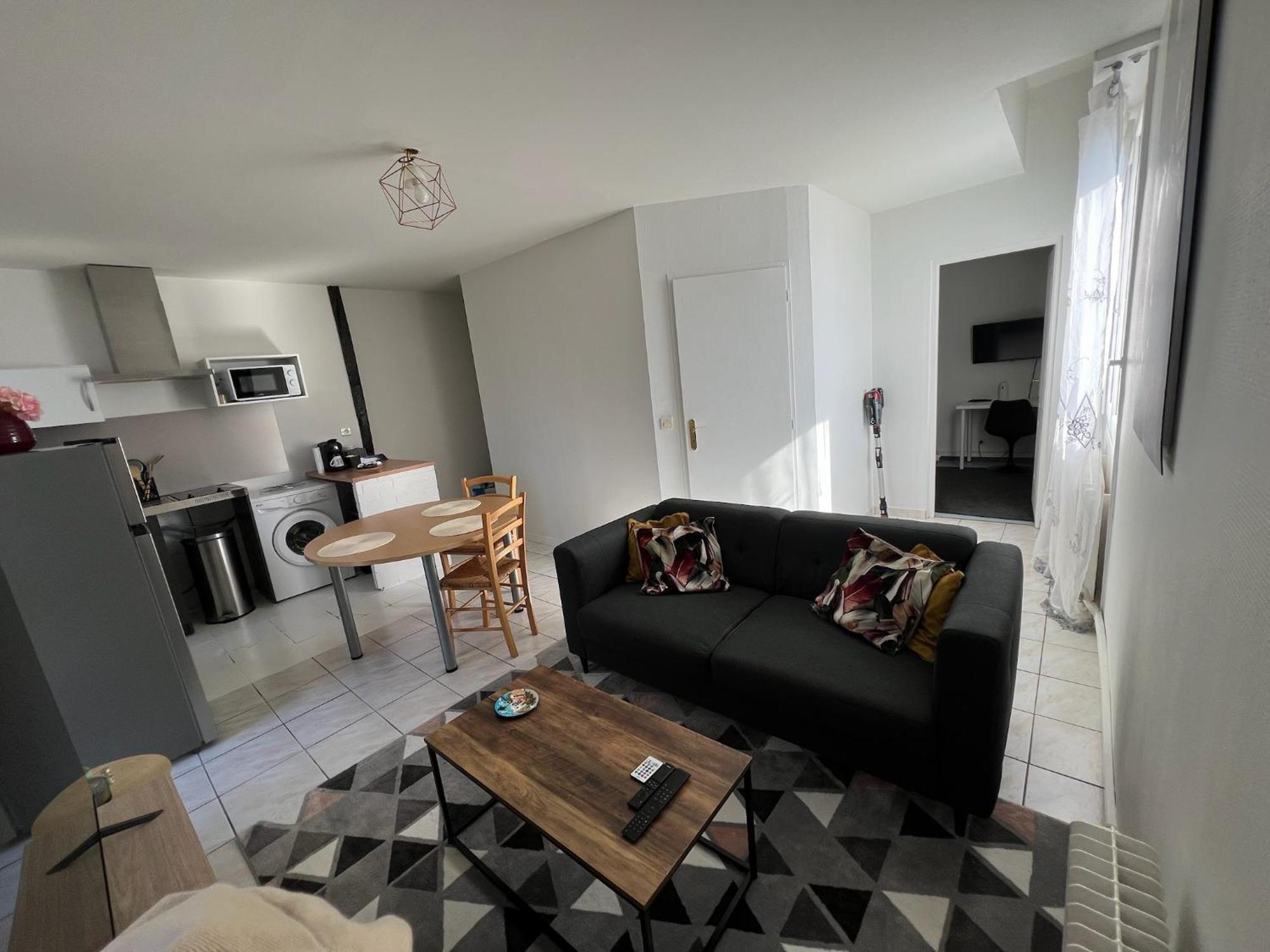 Appartement Chaleureux Pour Un Sejour Confortable Bourg-en-Bresse Luaran gambar