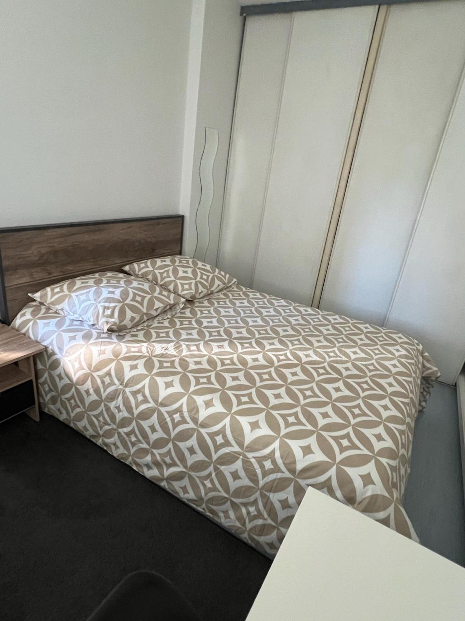 Appartement Chaleureux Pour Un Sejour Confortable Bourg-en-Bresse Luaran gambar